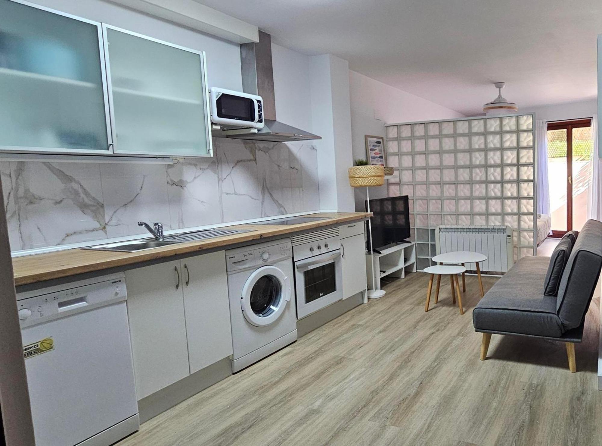 Apartamento Playa Laredoアパートメント エクステリア 写真